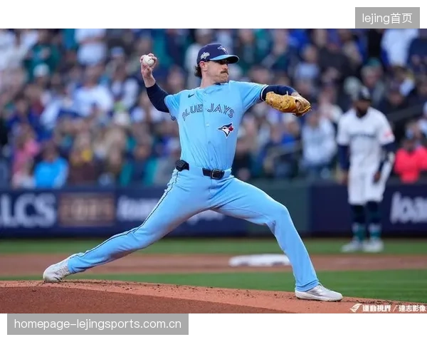 MLB替补登场推平比分延长加时赛：一场关于机会与坚持的体育软文